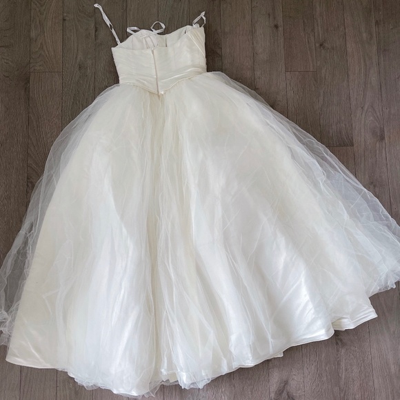 Oleg Cassini Wedding Dress Sz US4 - Picture 5 of 11